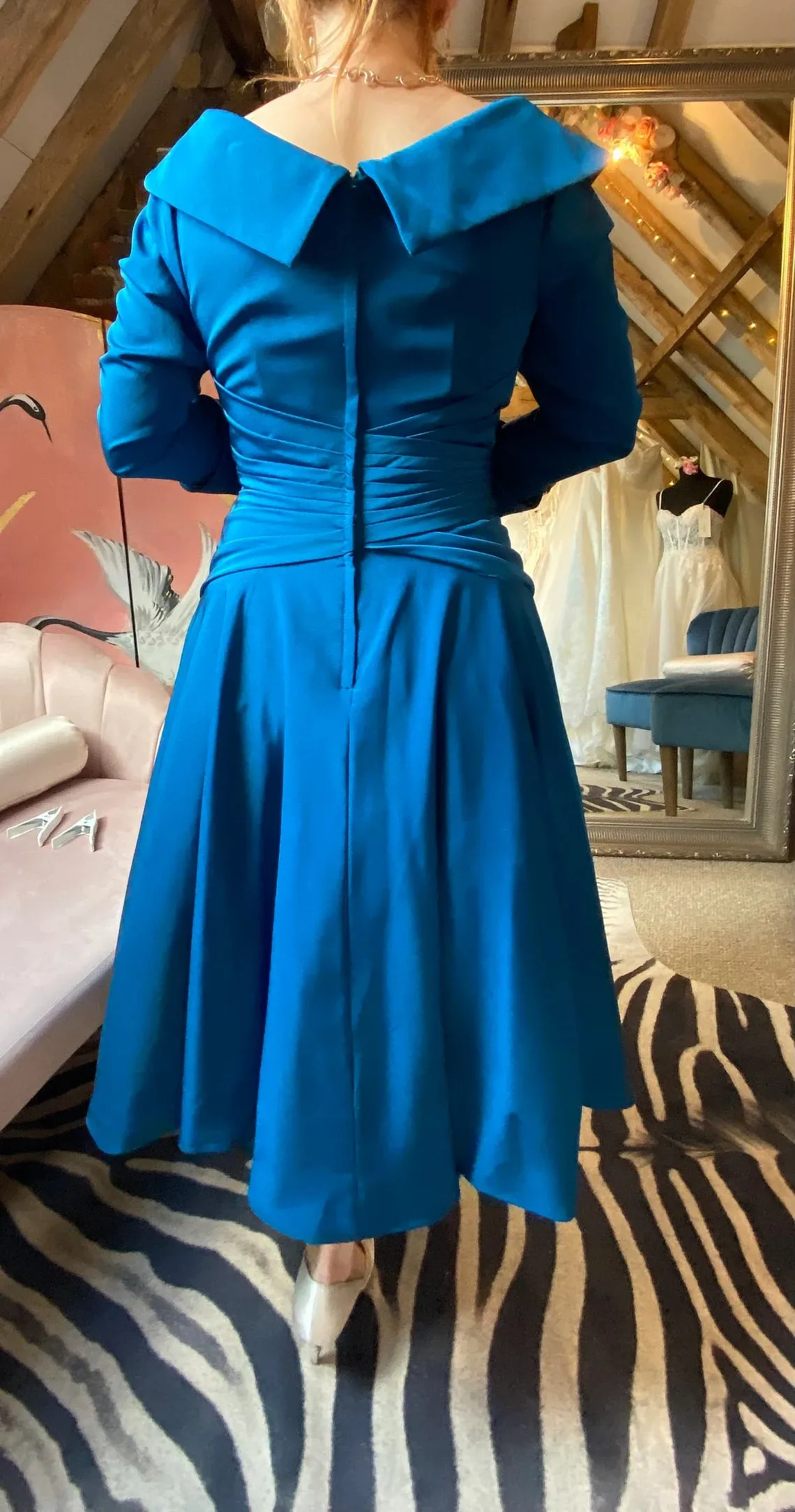 Blue Mother Of The Bride Dress Features Sleeves And Flattering Waist A-Line Cocktail Dresses