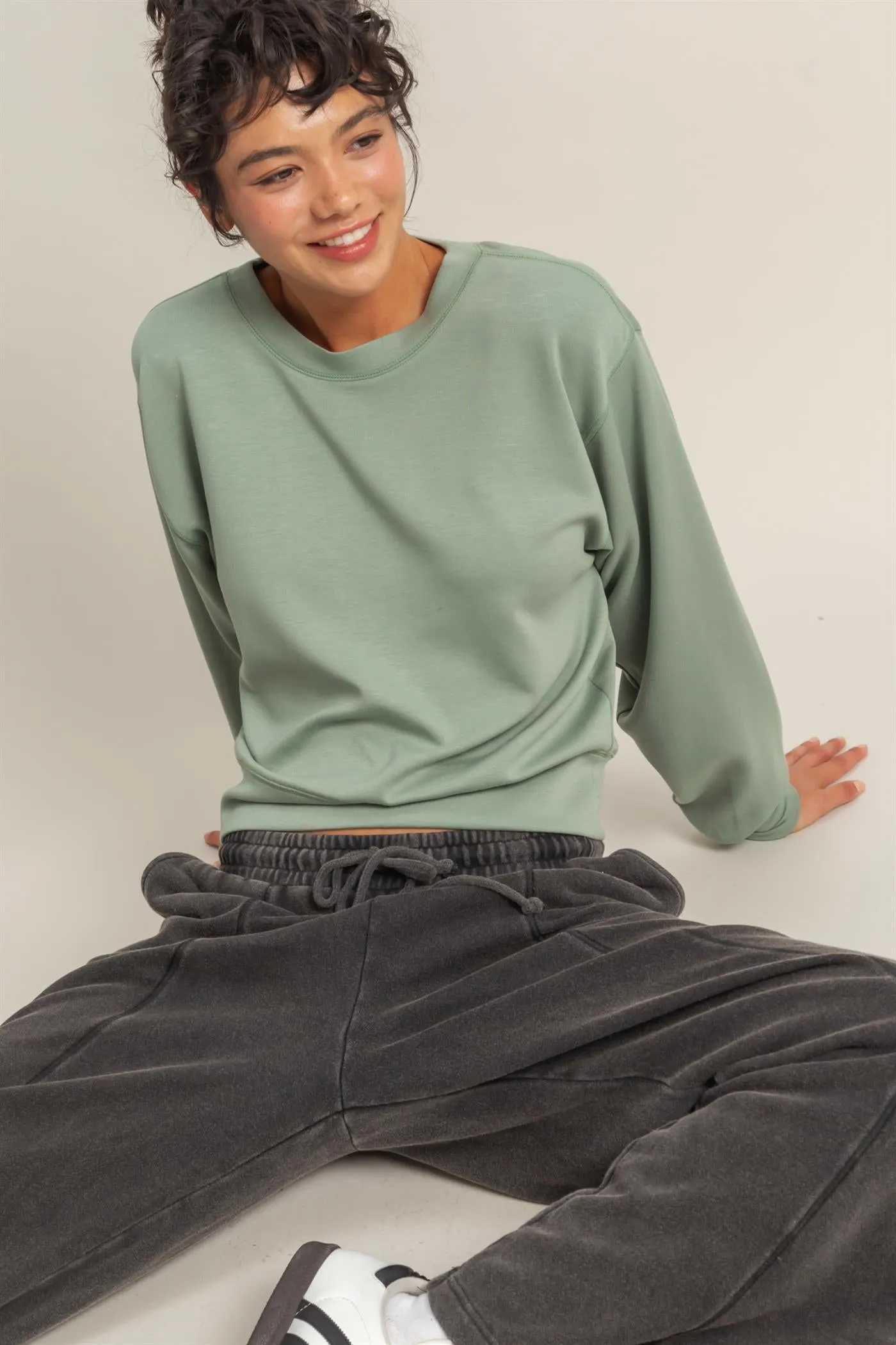 DZ25C726-Relaxed Long Sleeve Sweatshirt