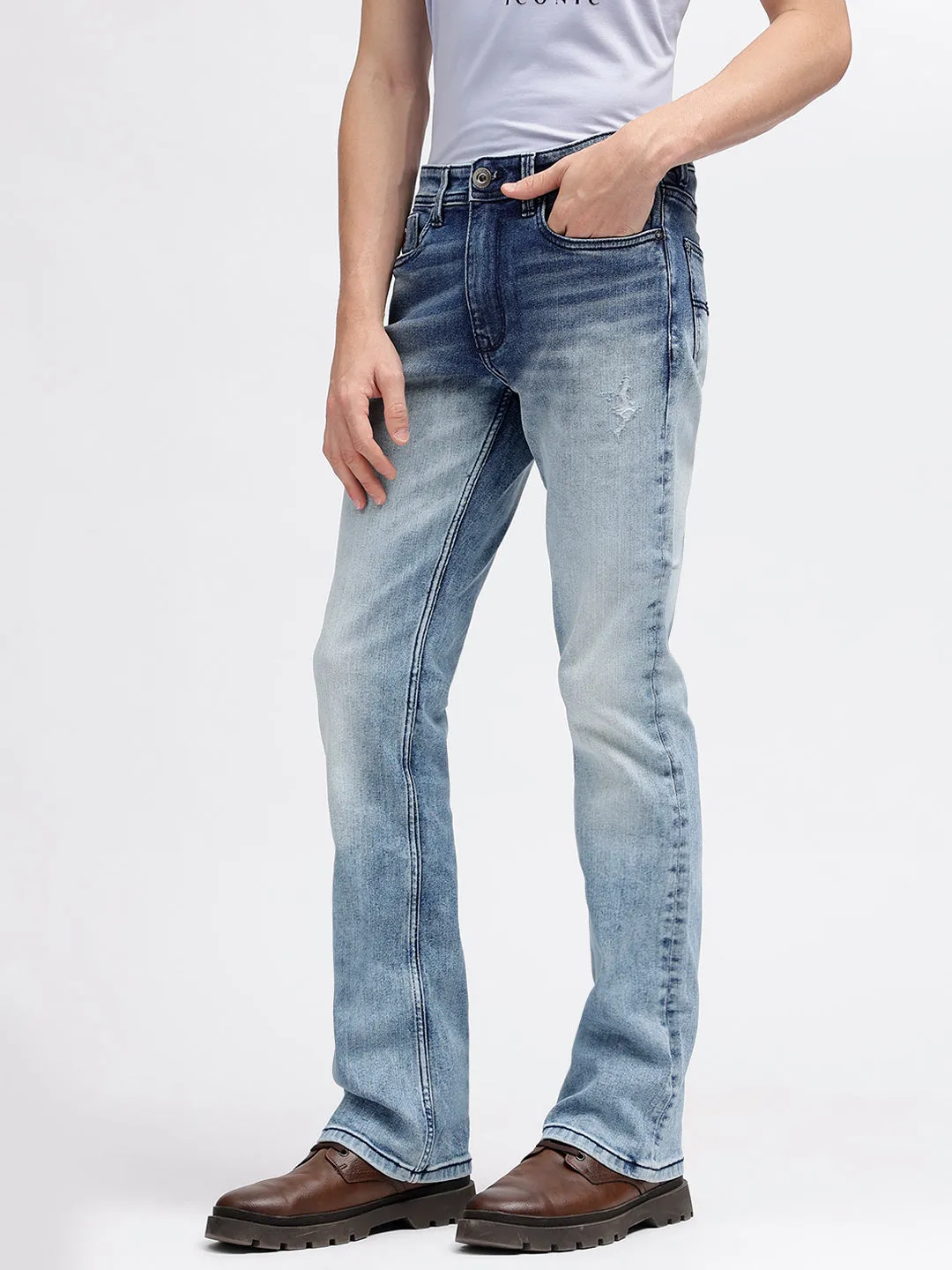 Iconic Men Blue Washed Mid-Rise Bootcut Jeans