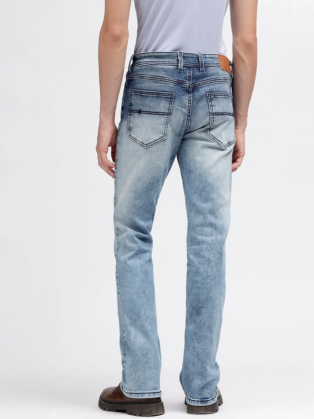 Iconic Men Blue Washed Mid-Rise Bootcut Jeans