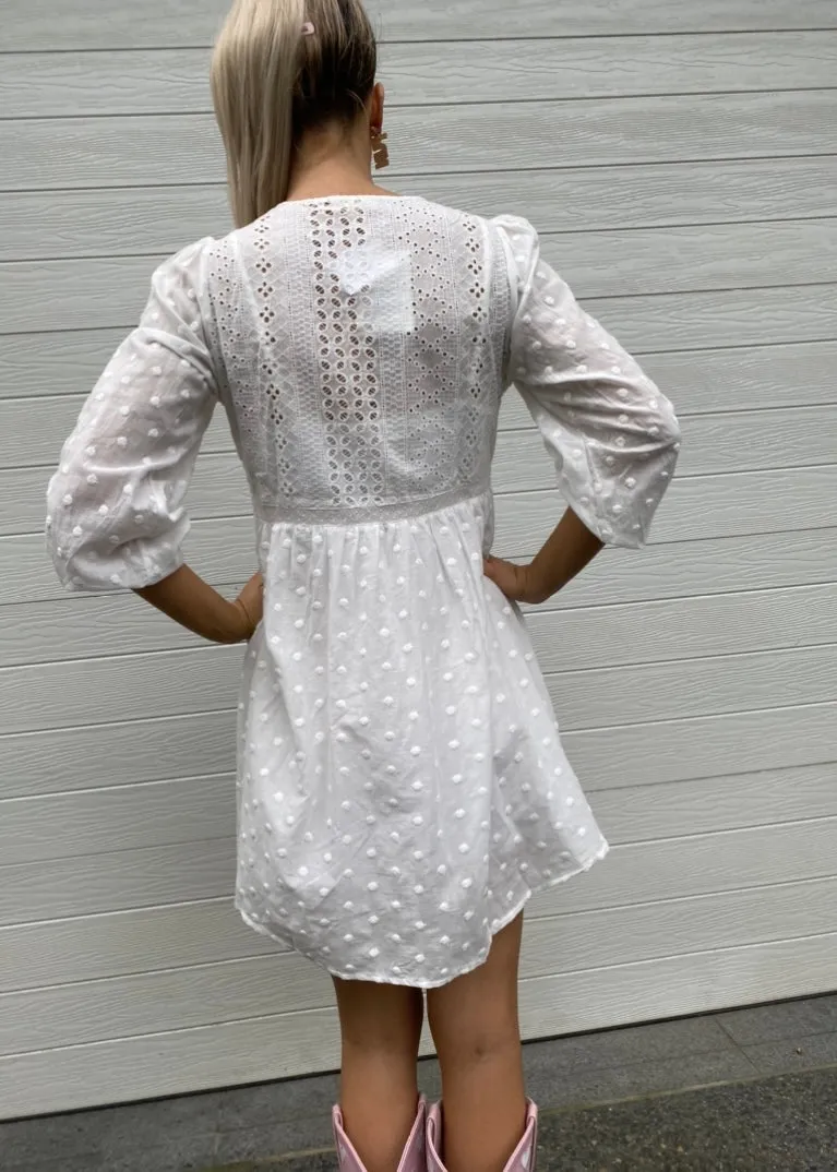 Lara lace dress - White