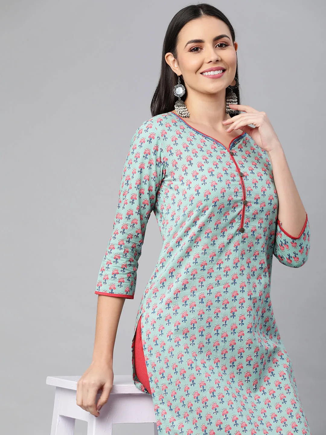 Printed Straight Kurta with pants.