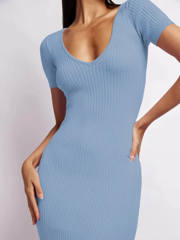 Slay Every Occasion with Our Flattering Bodycon Midi Dress