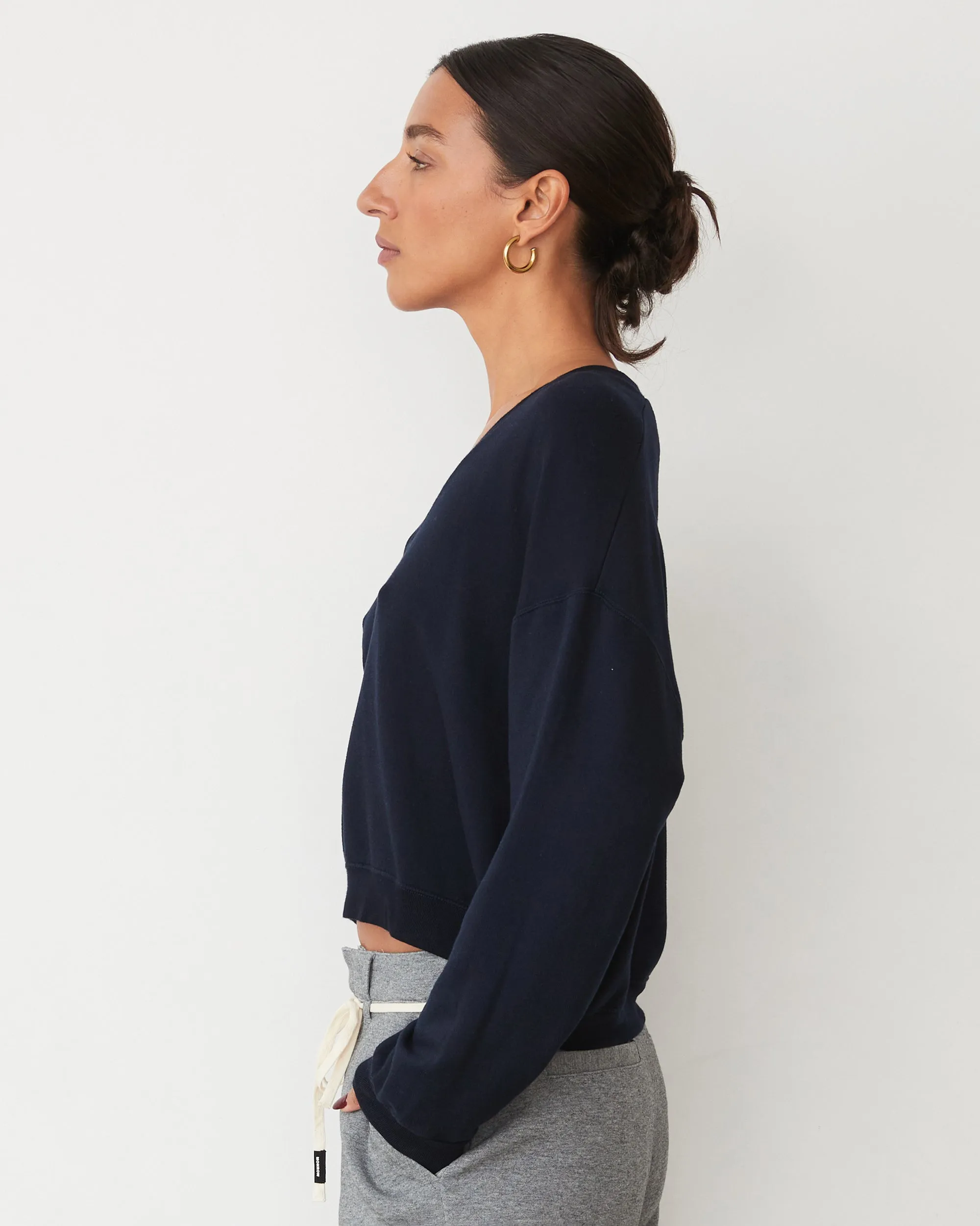 Softfleece Crop V Neck Sweatshirt